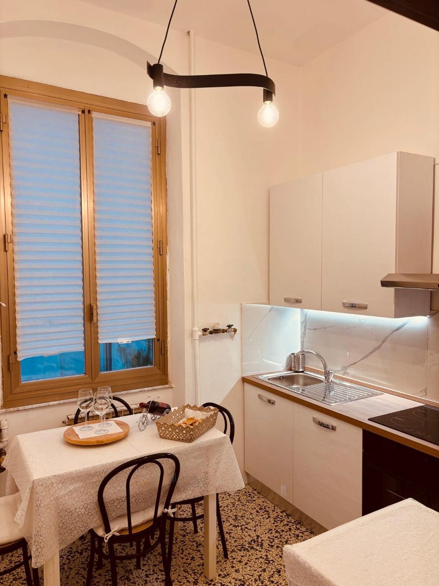 Appartamento Retro-Chic In La Spezia Ngoại thất bức ảnh